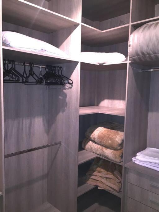 Apartamento 1071 -em Frente Ao Hosp Einstein *