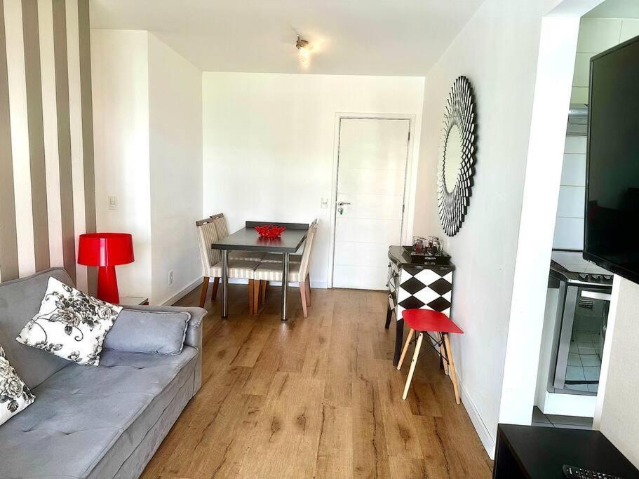 Apartamento 1071 -em Frente Ao Hosp Einstein São Paulo
